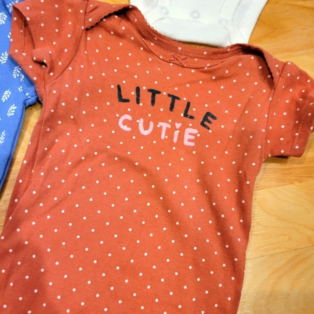 Carter's Short Sleeve Onesie Bundle Size 24 Months